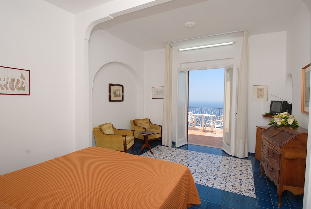 Grand Hotel Excelsior 40/59