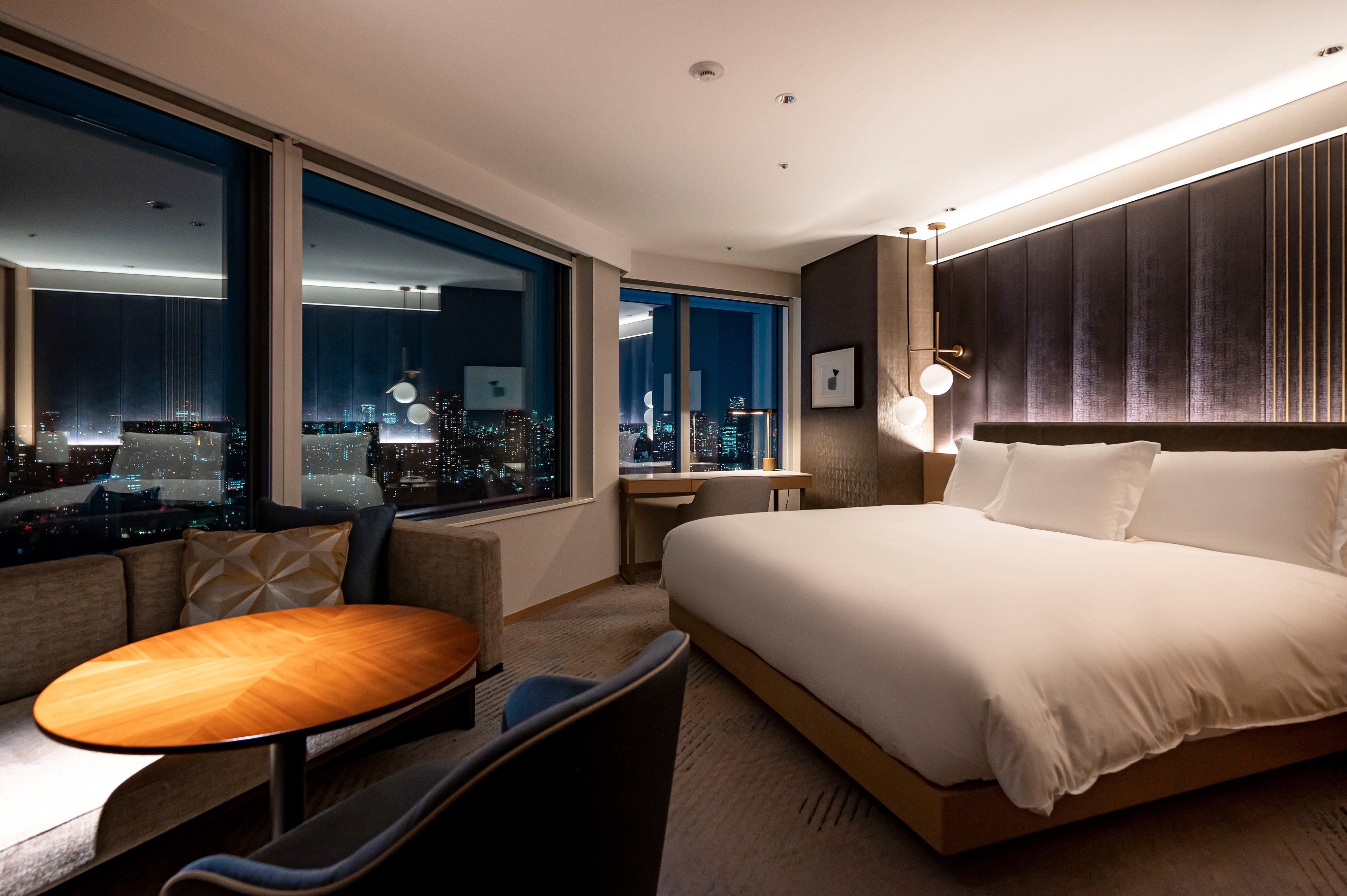 Club Intercontinental, King Bed
