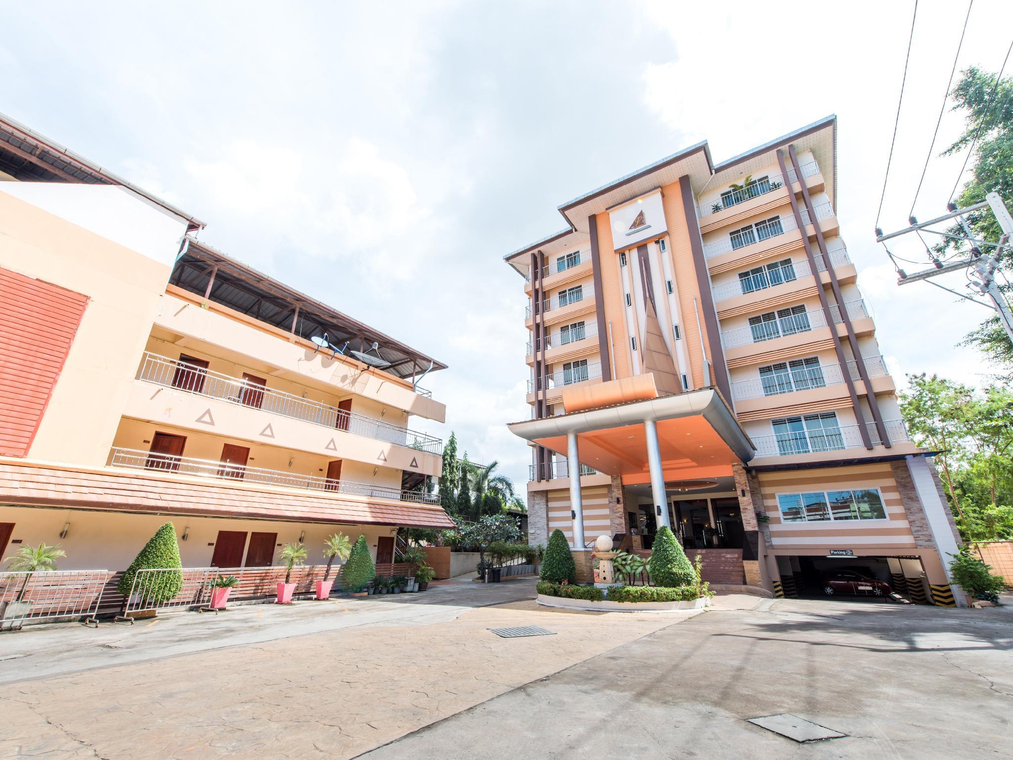 Siam Platinum Pattaya 32/44