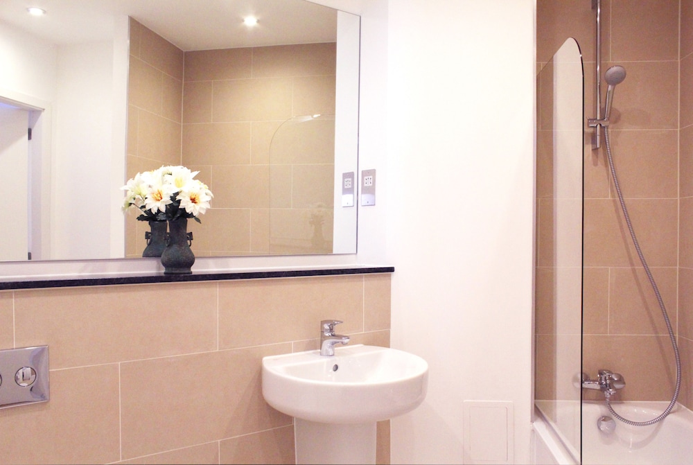 Shoreditch Apartments 25/26