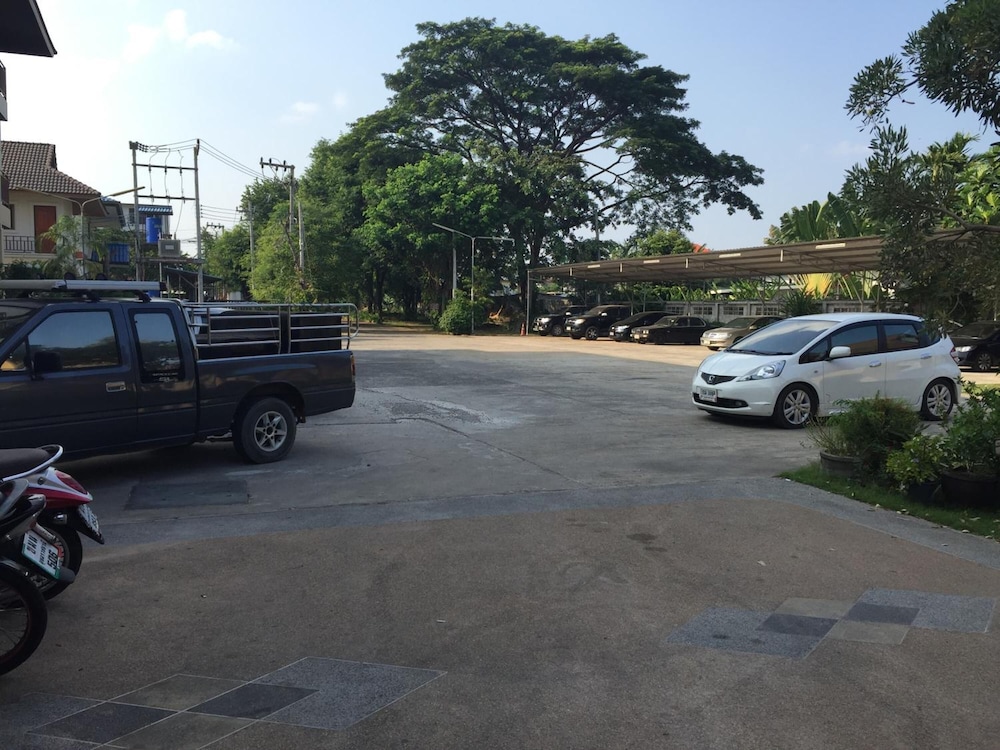 Huaymuang Apartment 42/54