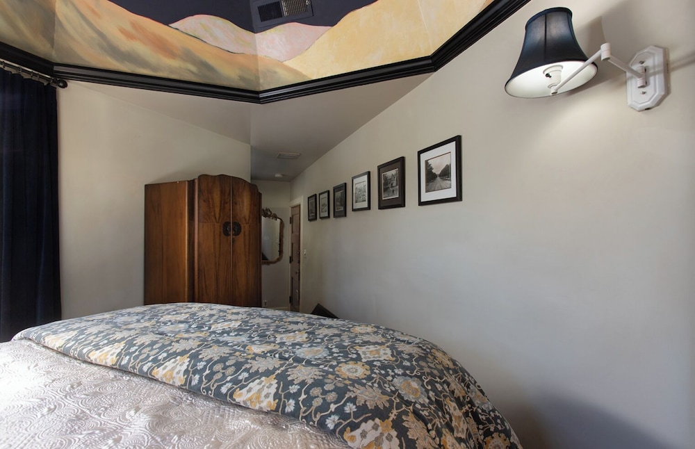 The Black Walnut B & B Inn 31/73