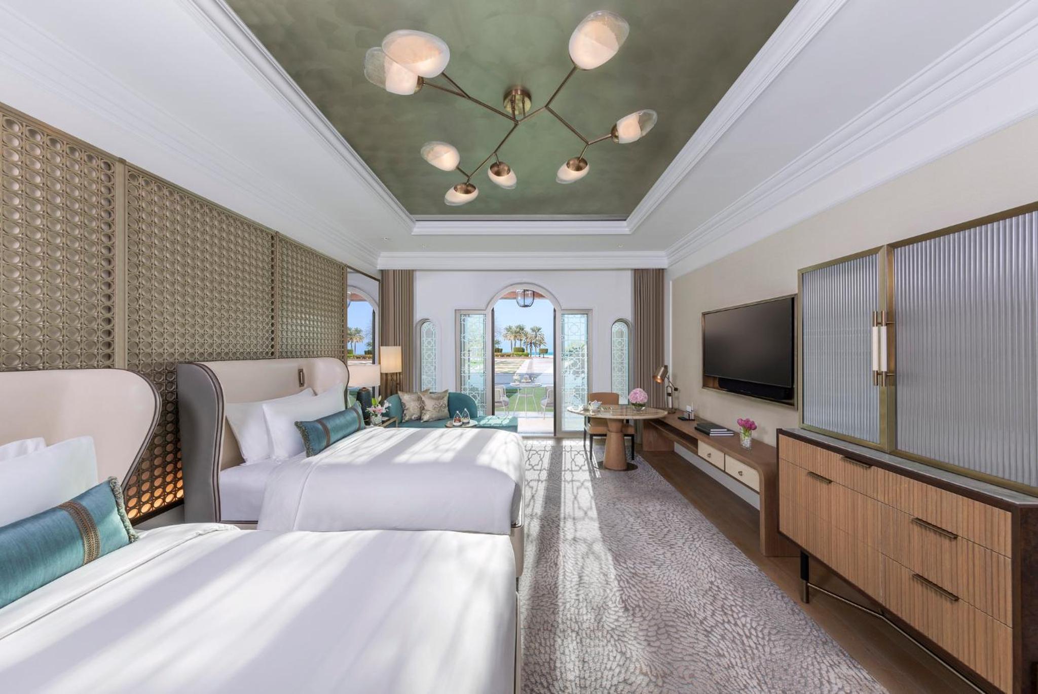 Garden, Deluxe, Family, Single Bed, Terrace, Emirates Palace Mandarin Oriental Abu Dhabi 3/6