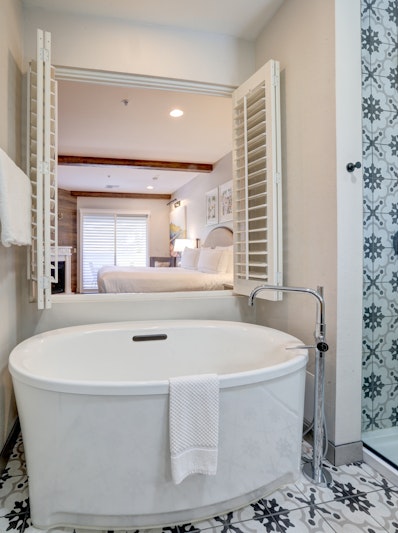 The Lodge at Healdsburg, tapestry Collection by Hilton 39/39