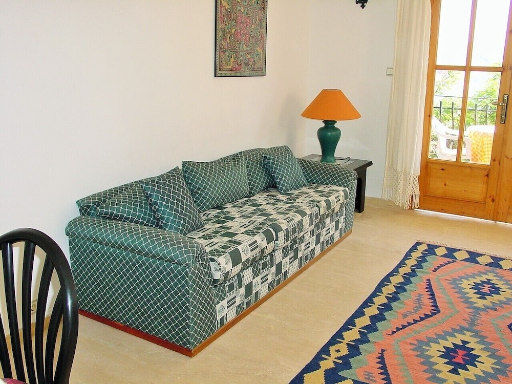Hotel Dionysia 50/69