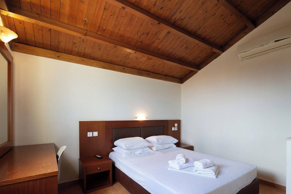 1 Bedroom, Apartment, 1 Double and 1 Single Bed, Mountain View, Two Story