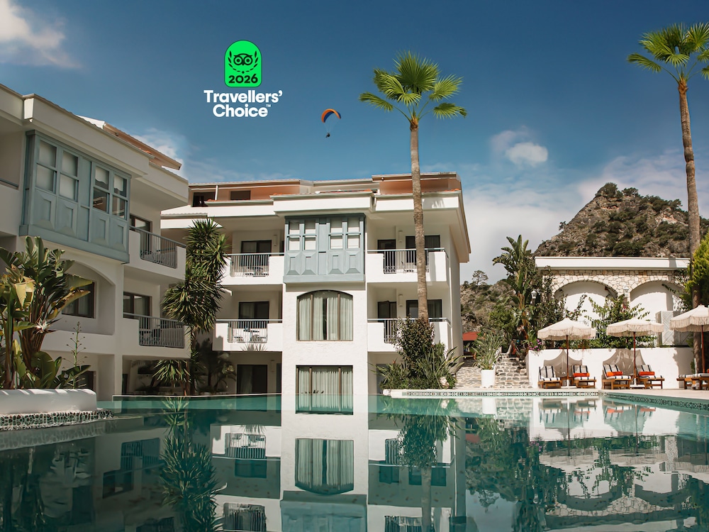 Kassandra Boutique Hotel 3/48