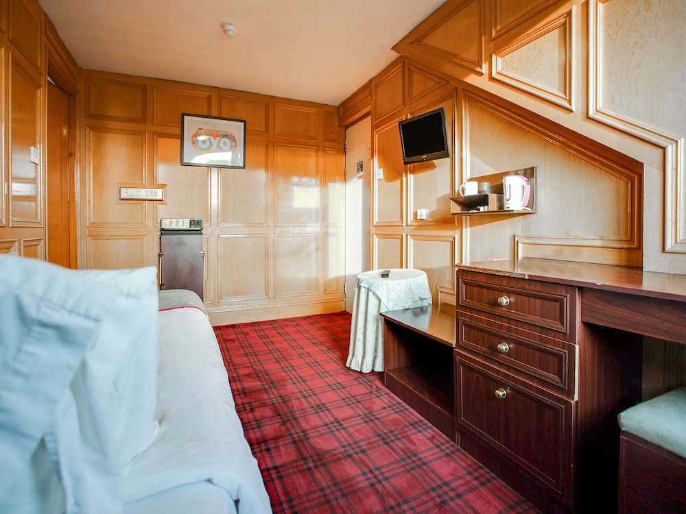 Rowers Hotel 21/48