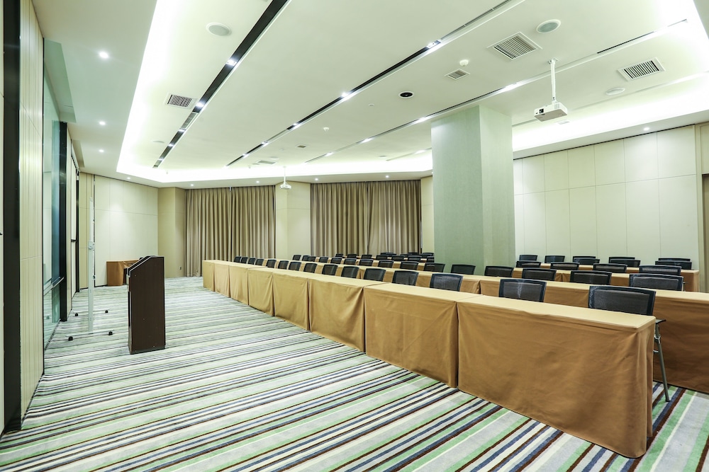 Atour S Hotel (Chengdu Chunxi) 36/40