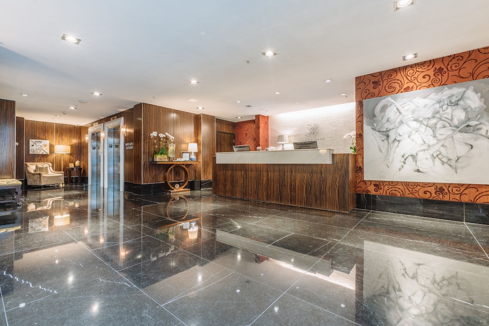 L'Hermitage Hotel 6/70