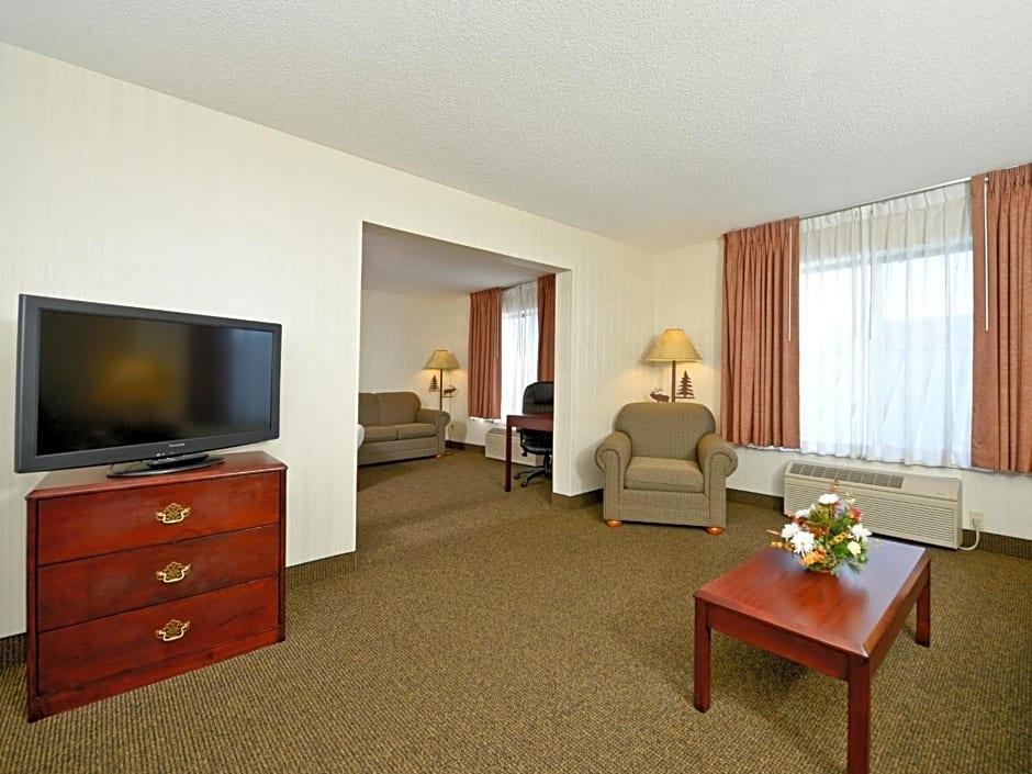 ClubHouse Inn West Yellowstone 19/25