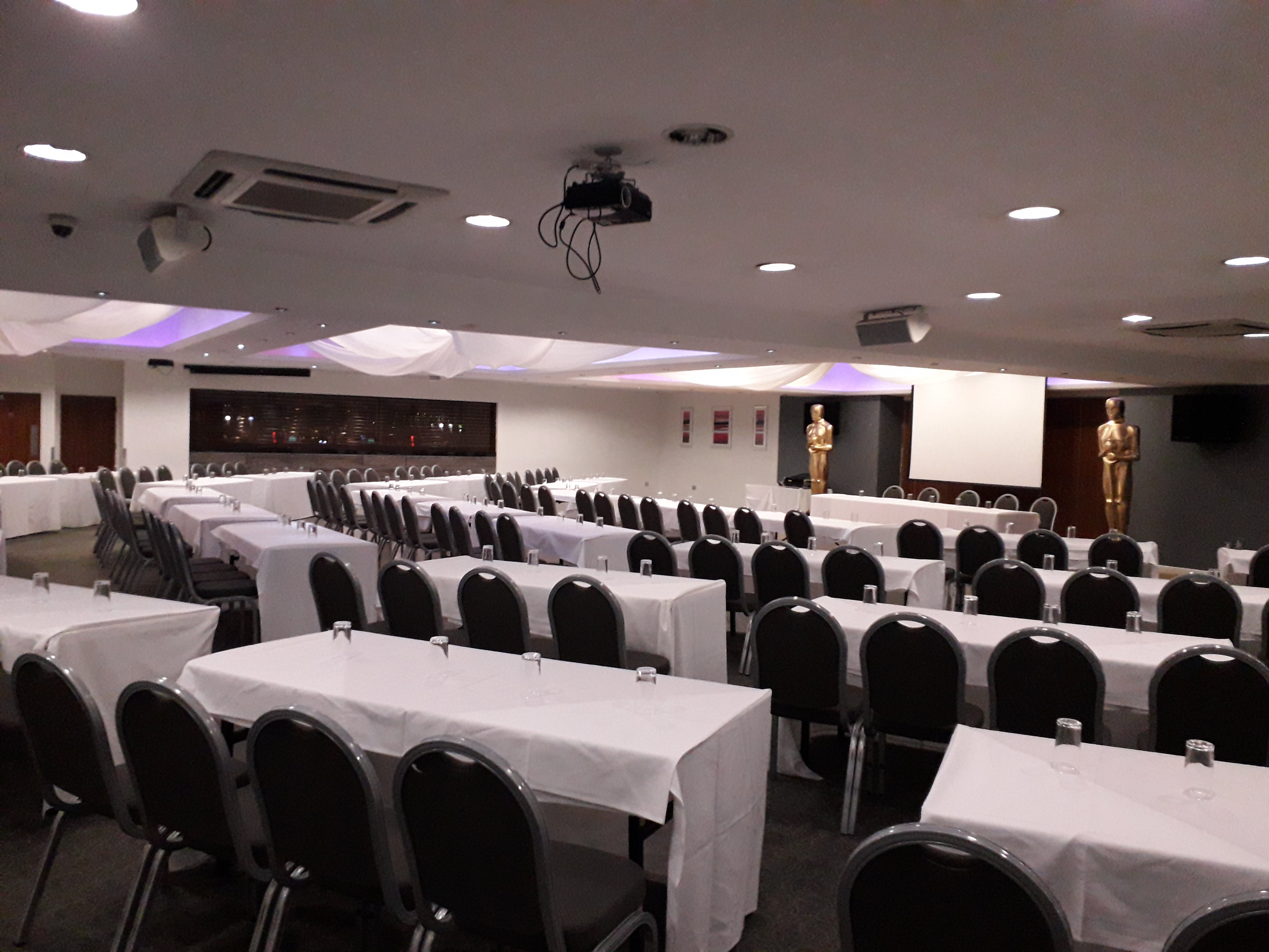 Holiday Inn Manchester - Oldham, an IHG Hotel 26/48