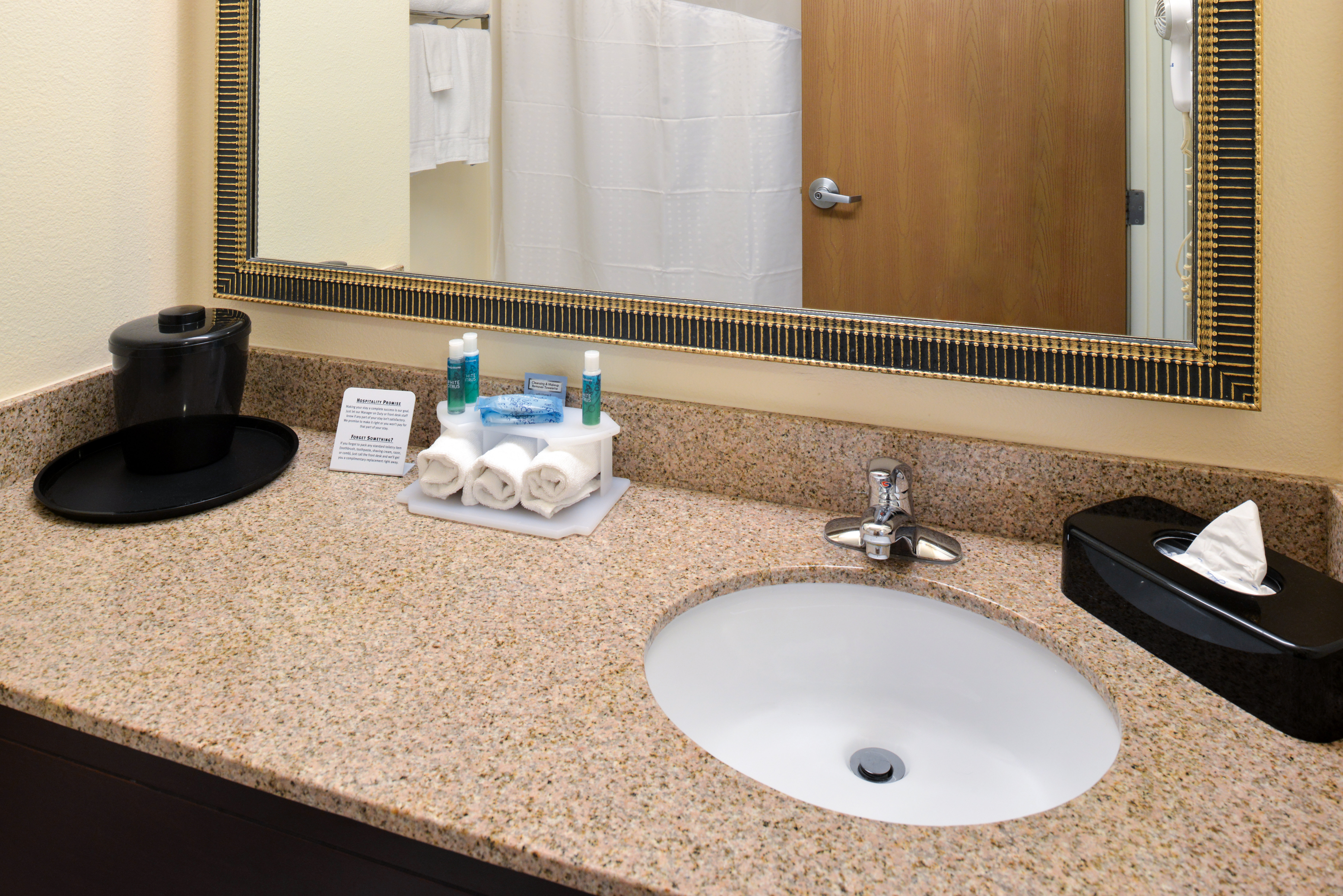 Holiday Inn Express St. Croix Valley 76/76