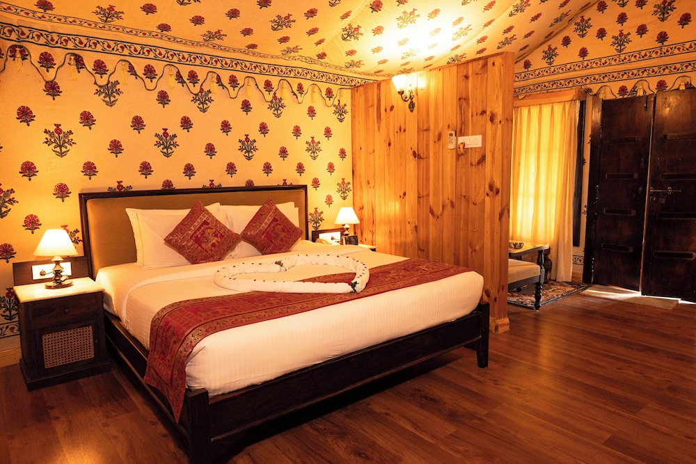 Om Vilas Benares 13/62