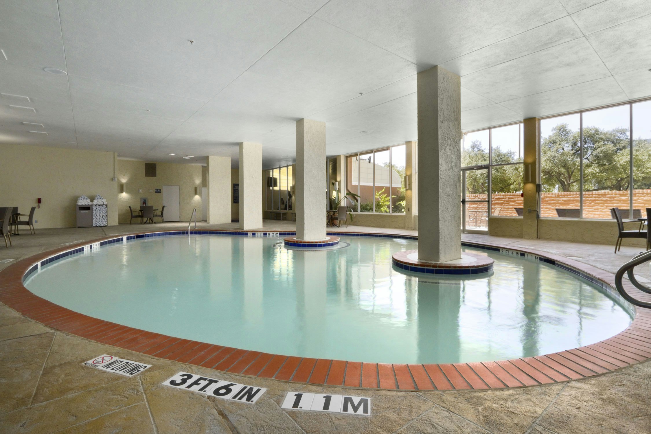 Embassy Suites by Hilton Dallas Market Center 71/72