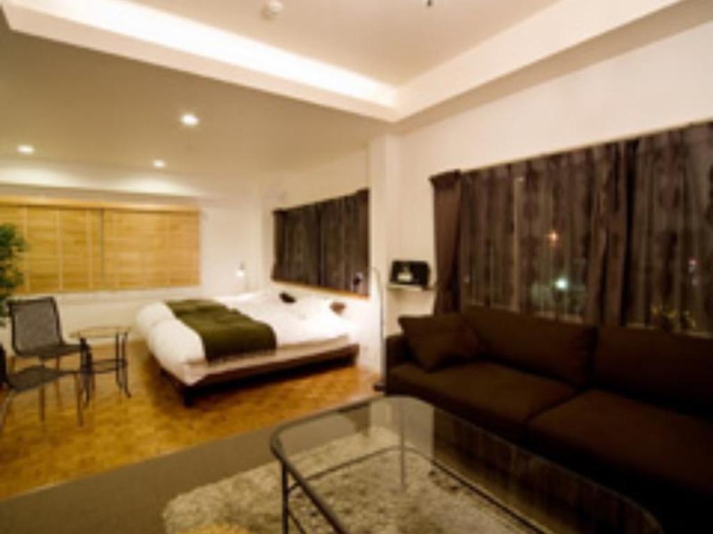 Room, Twin Beds, Corner