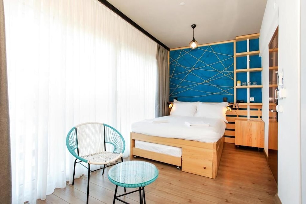 Miller Hotel 18/50