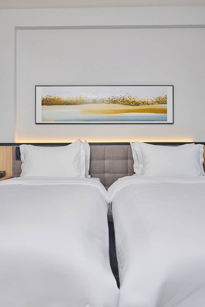 The View - Saint George Hotel 20/49