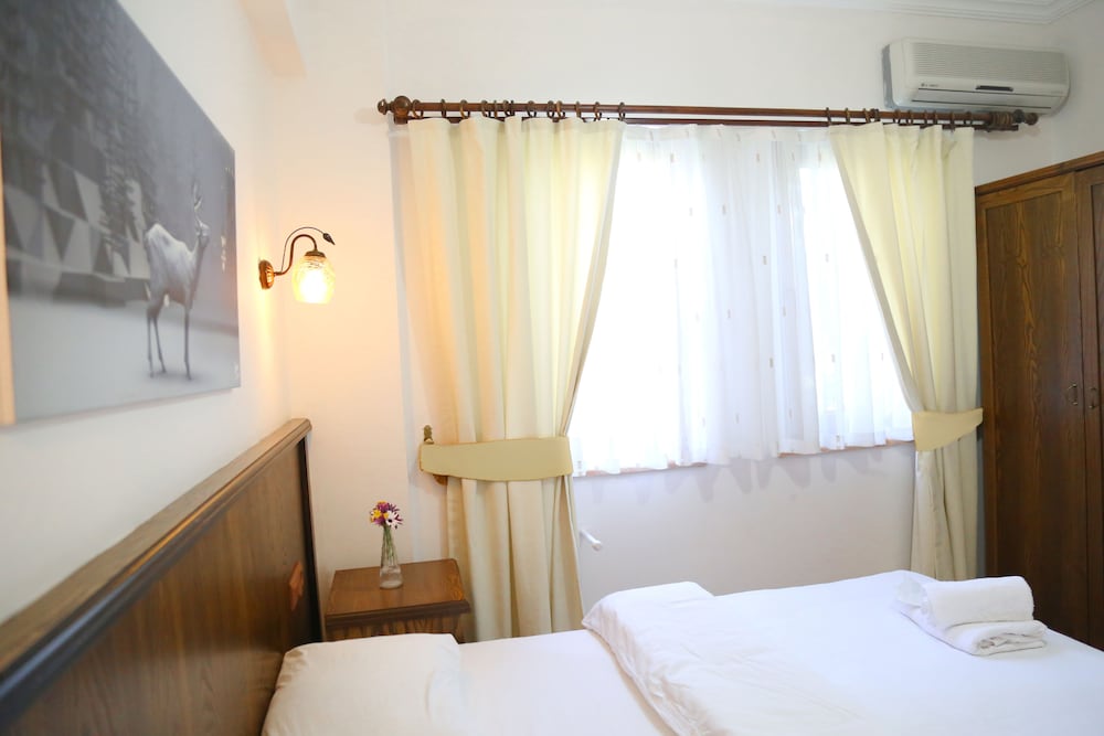 Destina Suit Hotel 7/30