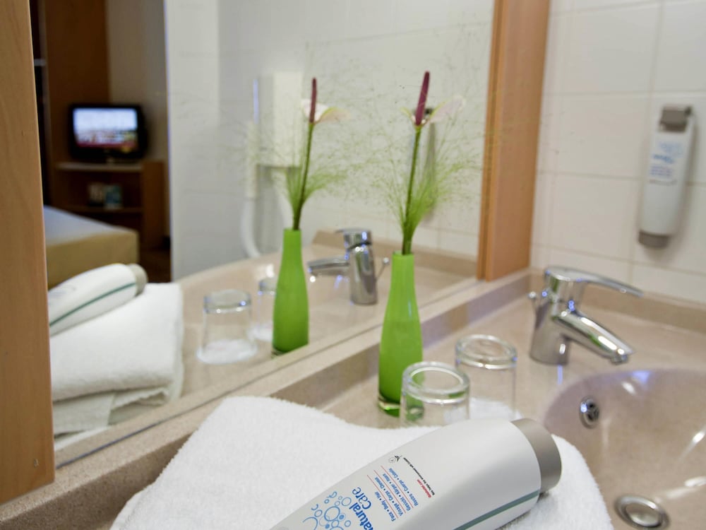 Ibis Bratislava Centrum Hotel 65/66