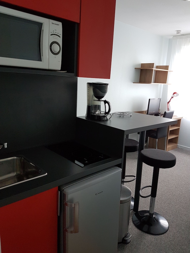 Kosy Appart'hotel Le Champ De Mars Reims 40/54