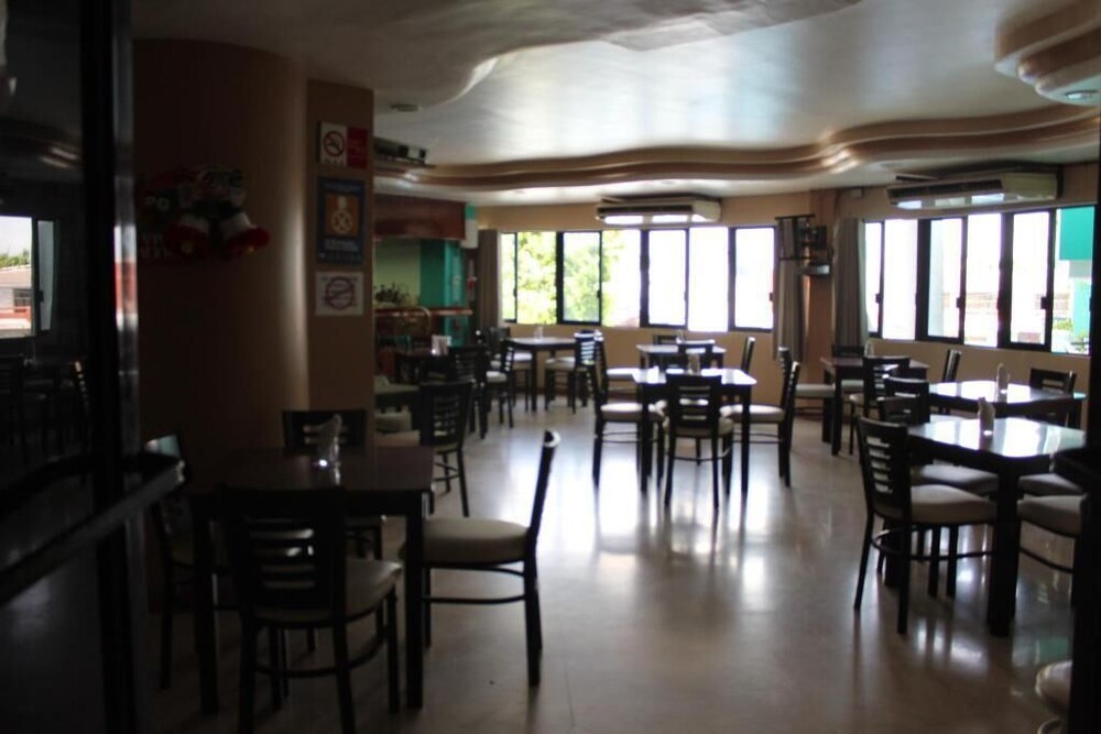 Hotel Playa Marina 33/52