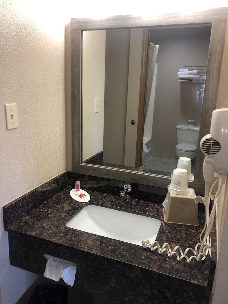 Quality Inn Neosho 16/25