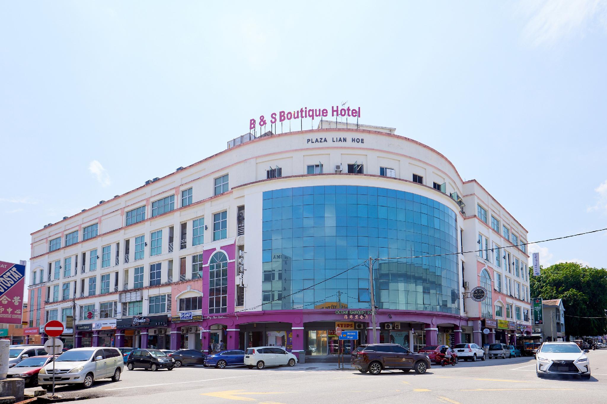 B&S Boutique Hotel in BATU PAHAT