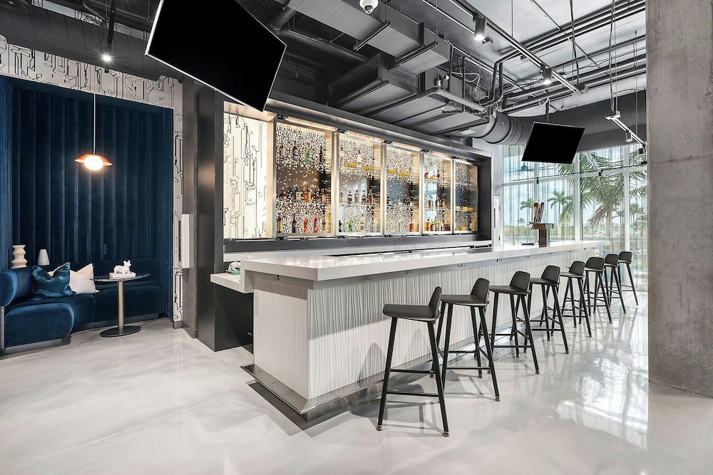 Aloft Fort Lauderdale Airport 33/46