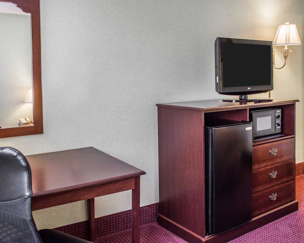 Quality Inn & Conference Center Franklin Downtown PA 49/49