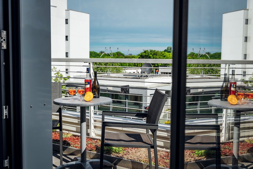 The Spot Serviced Apartments 43/47