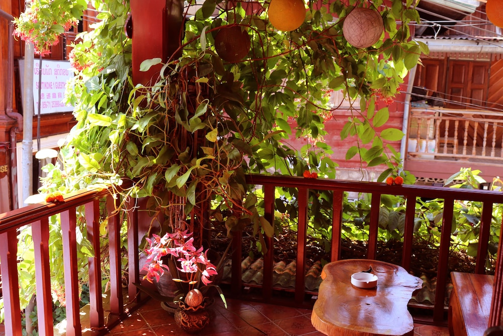 Apple Guesthouse 70/75