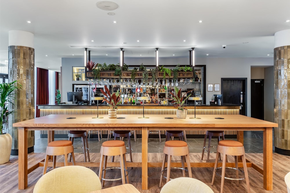 Radisson Hotel Manchester City Centre, A Verified Net Zero Hotel 67/91