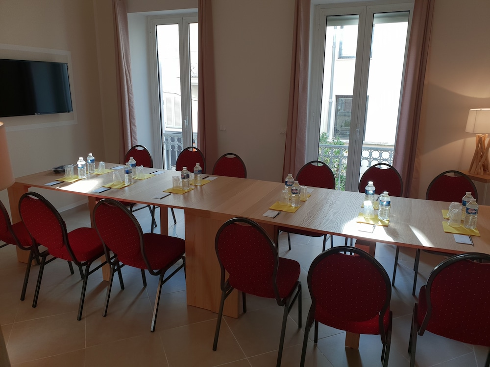 Hotel Cannes Croisette 21/35