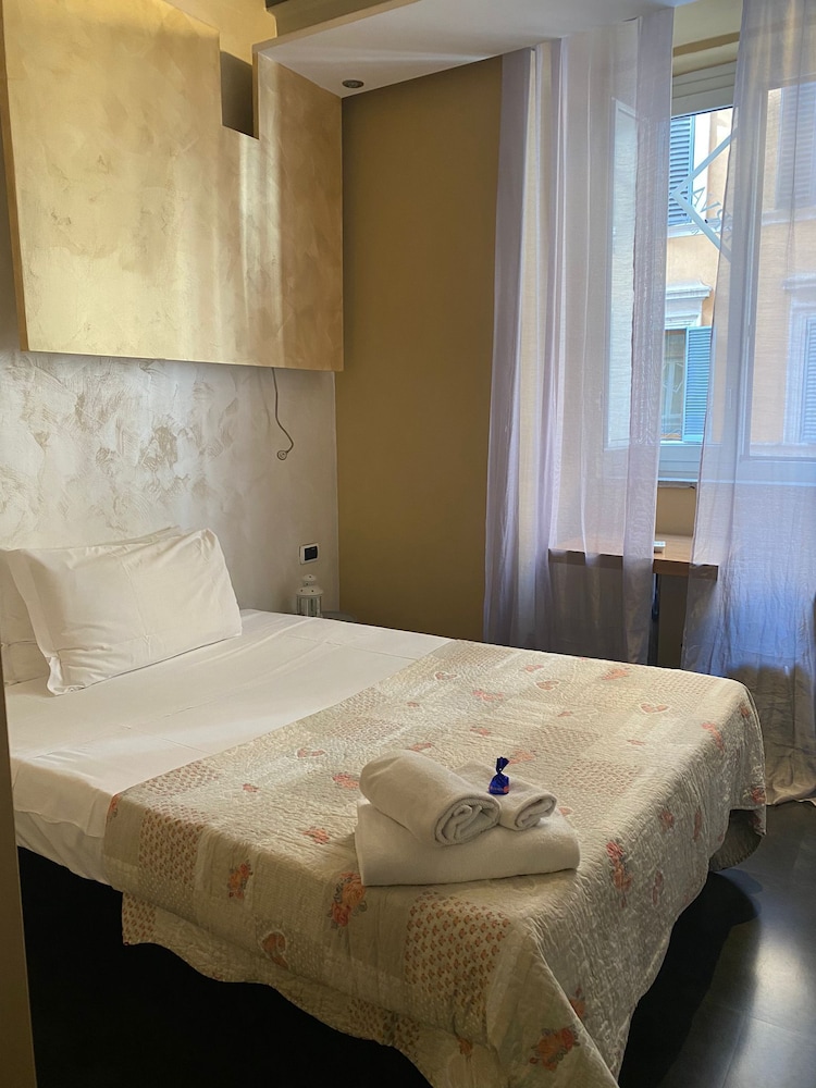 Nerva Accommodation 13/50