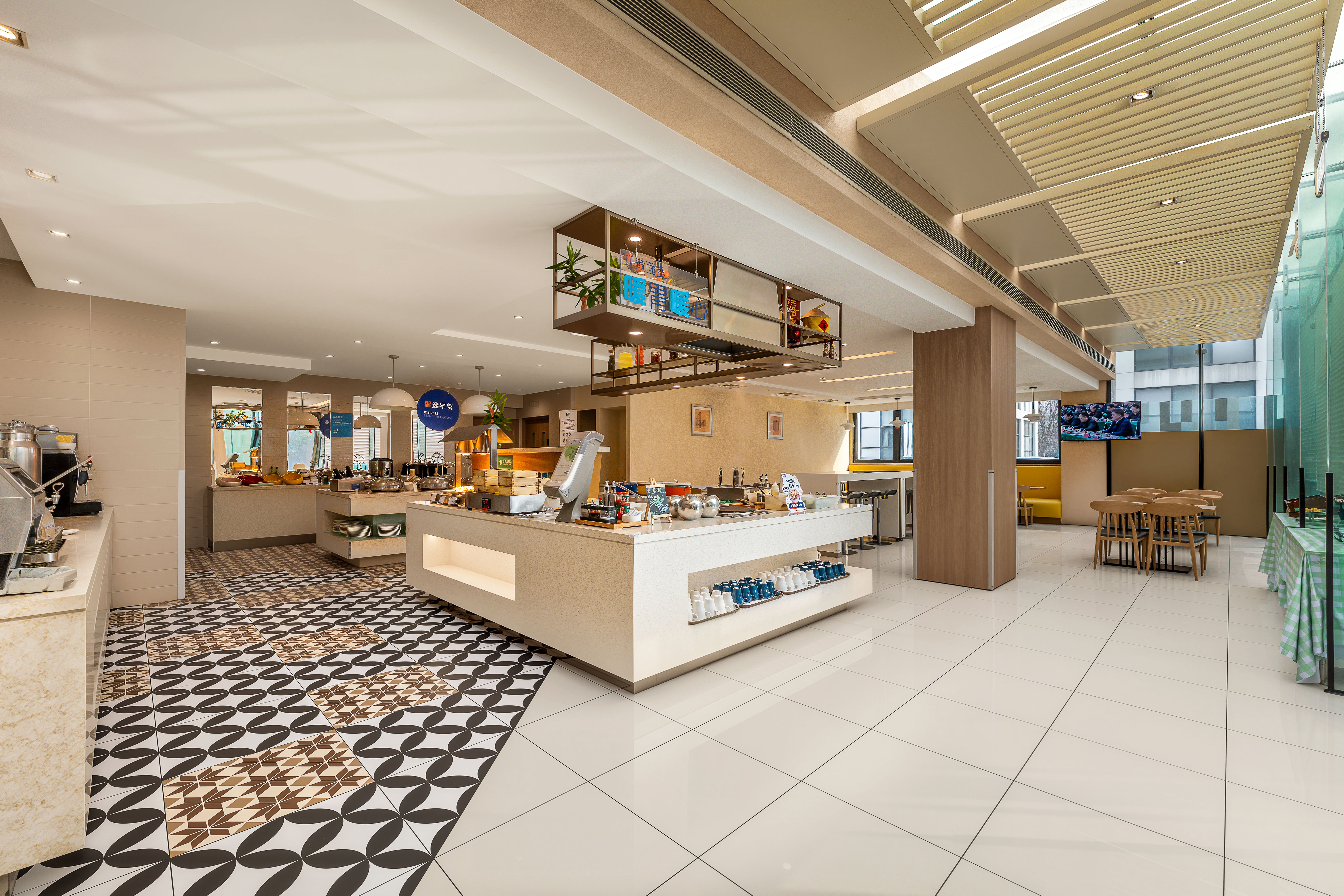 Holiday Inn Express Beijing Airport Zone 12/50
