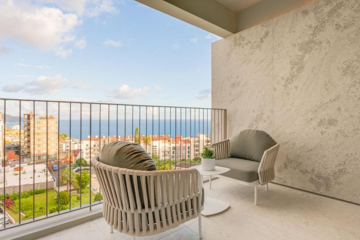 The Editory Ocean Way Funchal 8/107