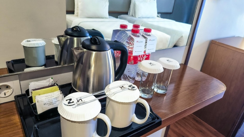 Swiss-Belhotel Bogor 47/63