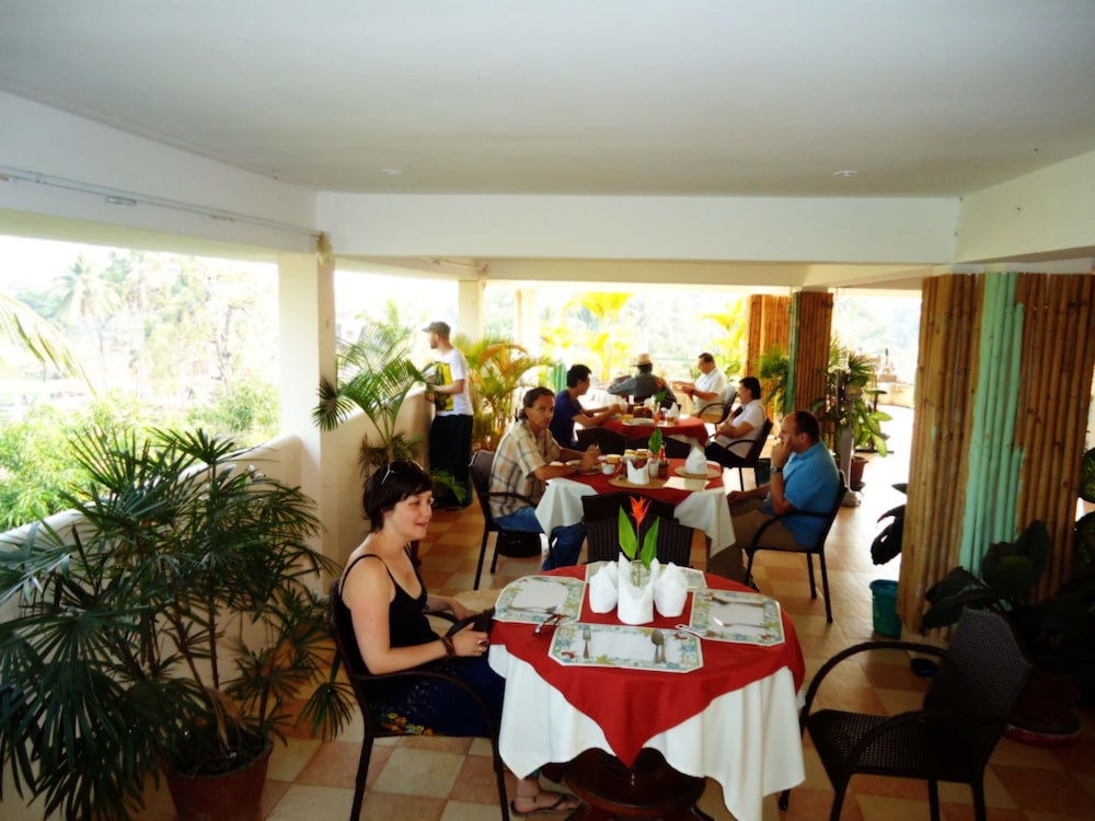Siem Reap Riverside Hotel 47/67
