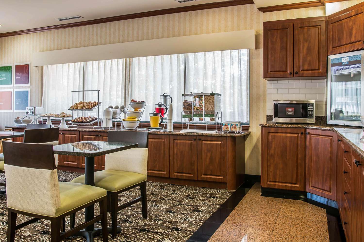 Comfort Suites Canton - Detroit 11/16