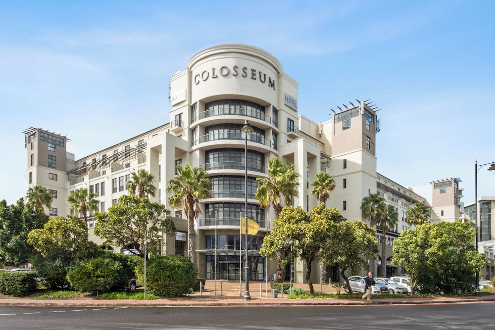 Colosseum Hotel 66/73