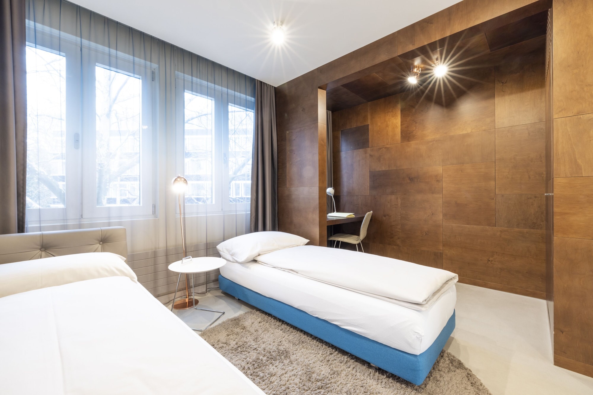 2 BEDROOMS, EXECUTIVE, SUITE