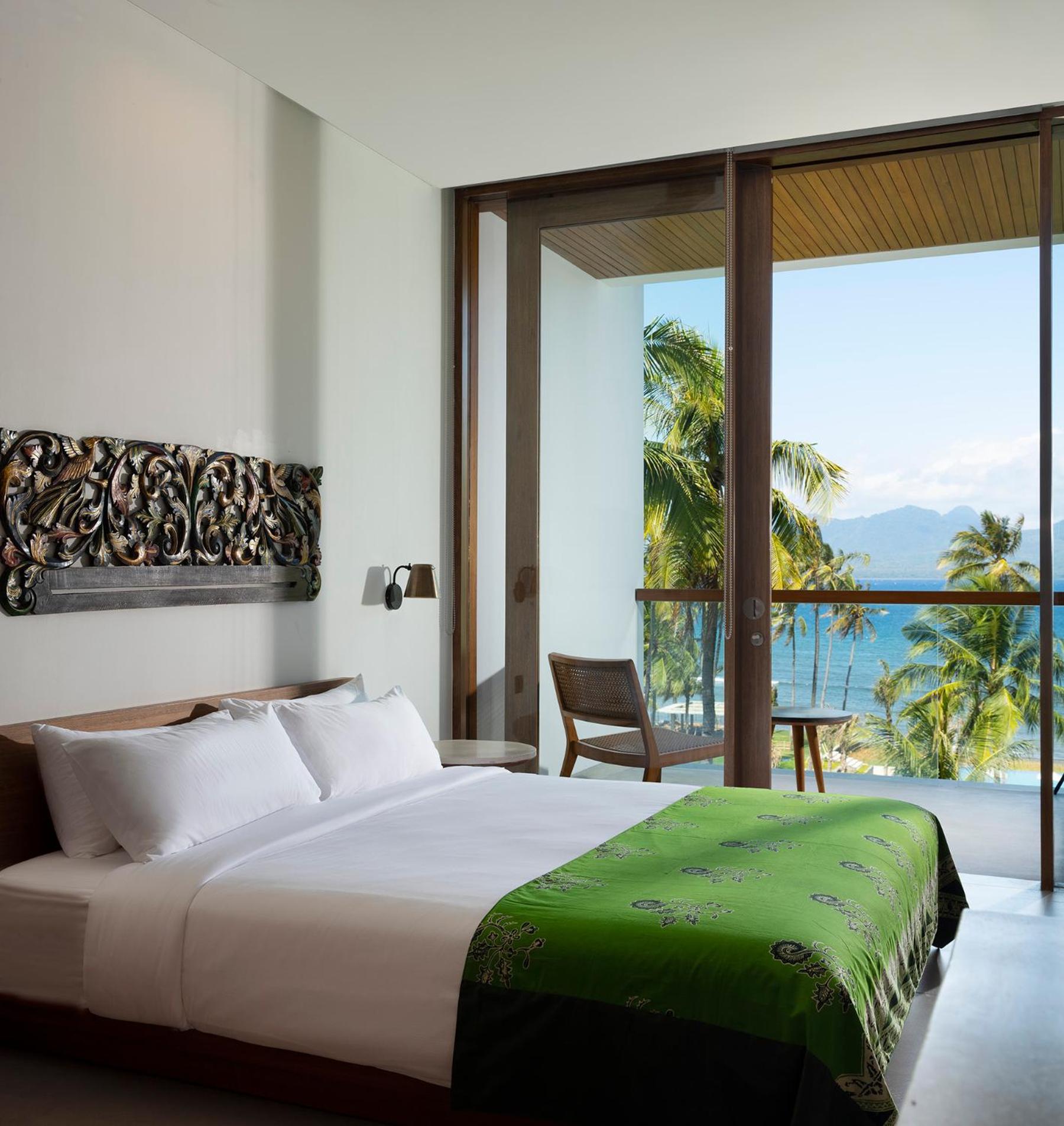 Ocean, Deluxe, King Bed, Queen Bed