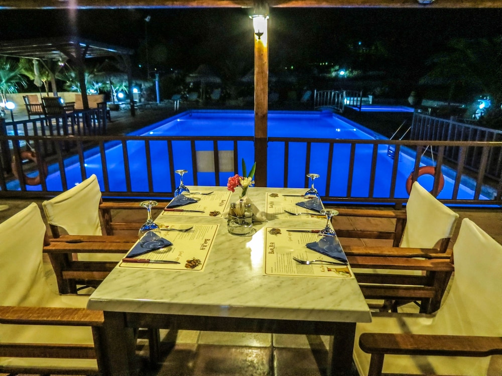 Spiros Soula Hotel 66/84