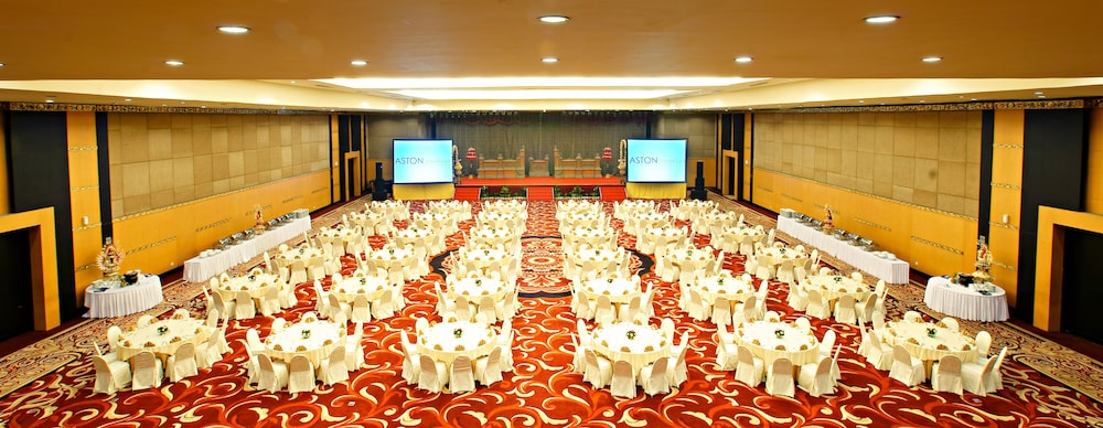 Aston Denpasar Hotel & Convention Center 39/72