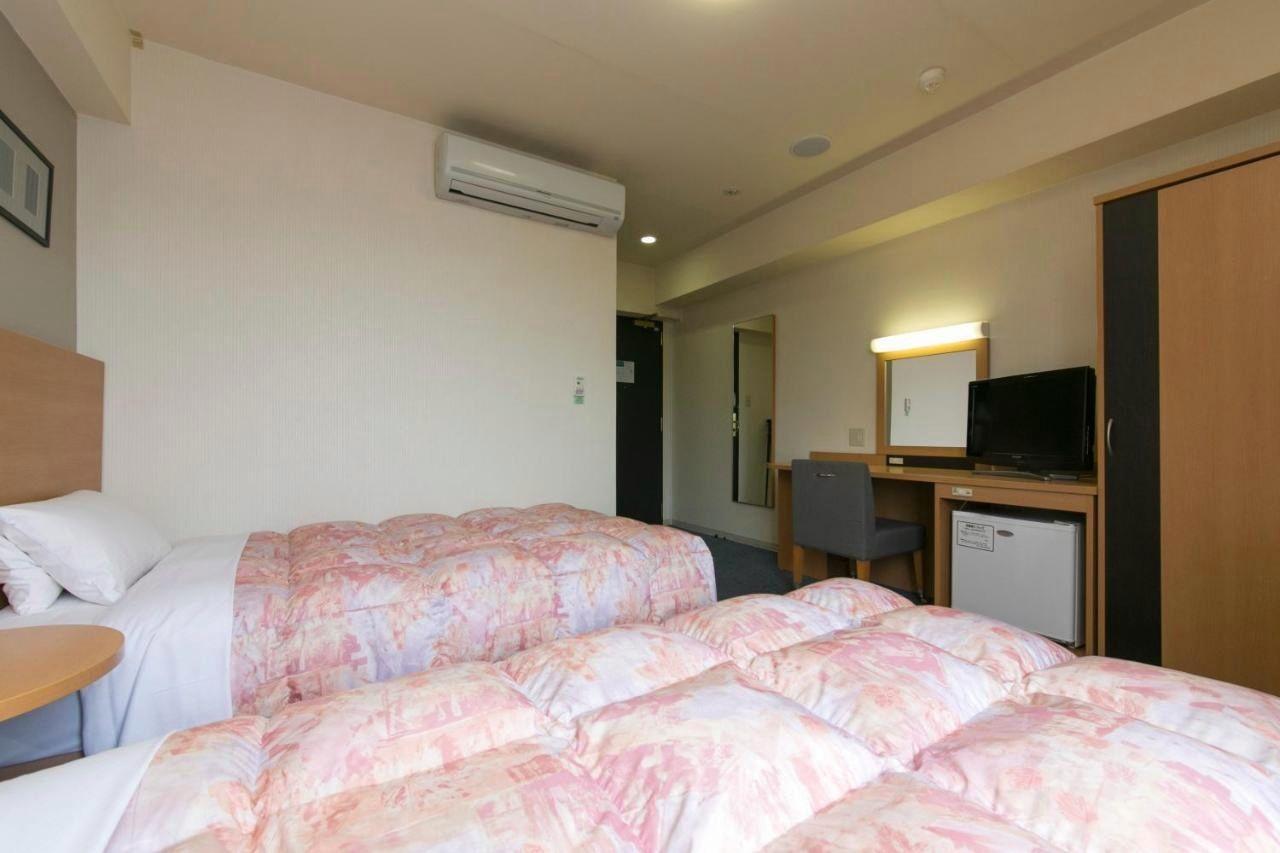 Hotel Econo Taki 8/13