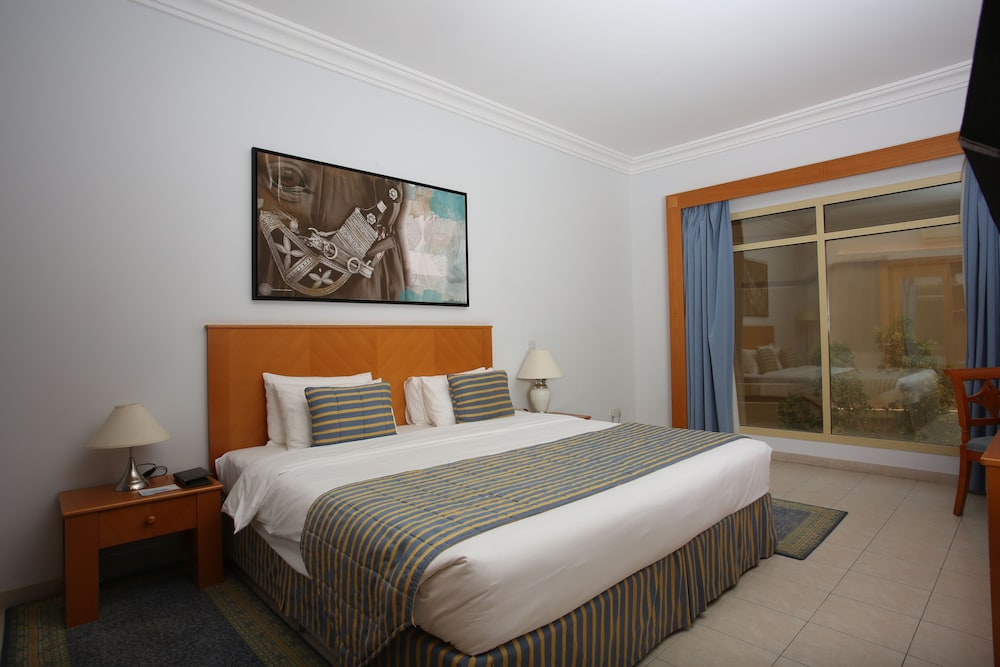 Azimut Hotel Khasab 15/42