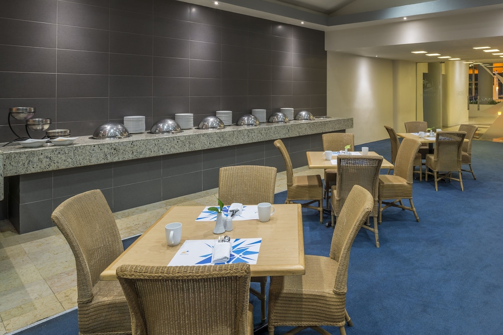 Real Inn Nuevo Laredo 43/56