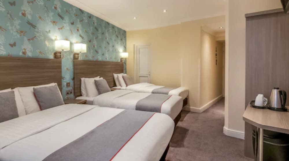 OYO Bakers Hotel London Victoria 8/18