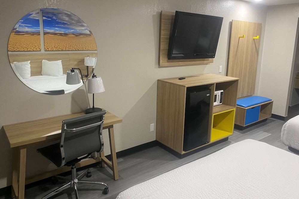 Days Inn By Wyndham El Paso West 34/50